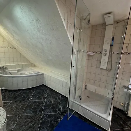 דירה Lausitzhof הוירסוורדה